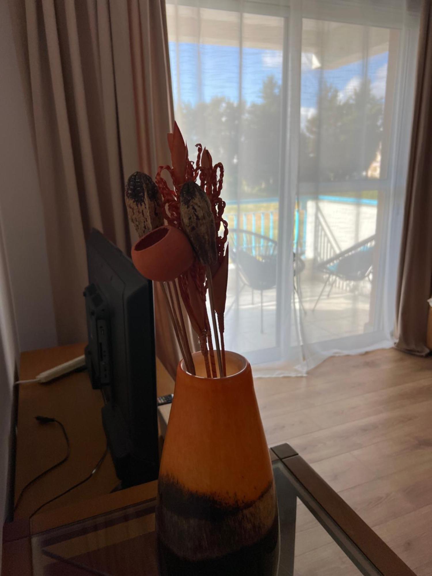 Iris Village Grand Apartment Paphos Kültér fotó